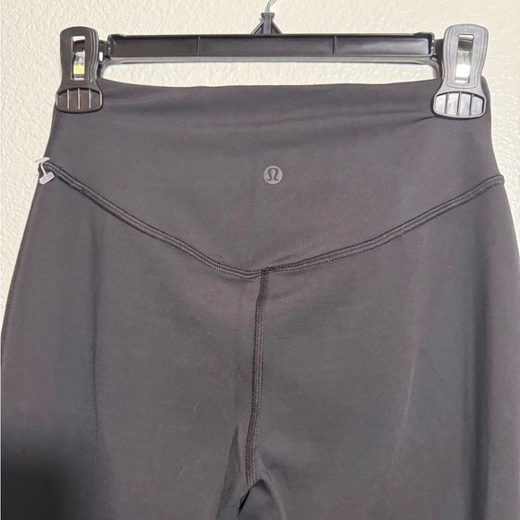 Lululemon🍋❤️🔥 size 4  Athletica Black Leggings - Picture 5 of 6